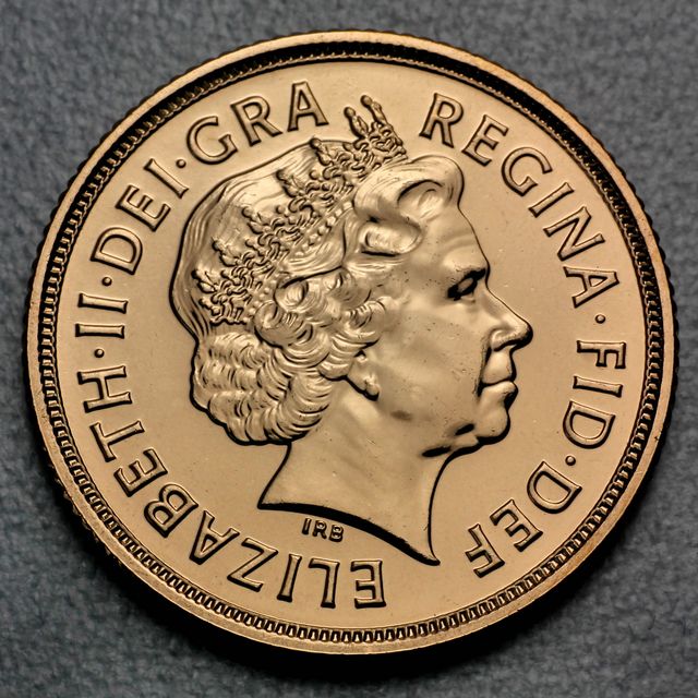 Sovereign Goldmünze Königin Elizabeth II in der Sonderversion 2012 mit abstrakter Darstellung des heiligen Georg beim Kampf mit dem Drachen zum 60 Jährigen Thronjubiläums der Queen