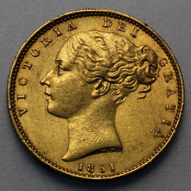 Sovereign Münze Königin Victoria Young Head mit Wappen Rückseite