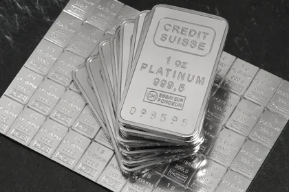 Platinbarren und Platintafeln zur Geldanlage