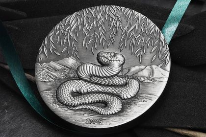 Silbermünze der Lunar III Serie im Antik Finish