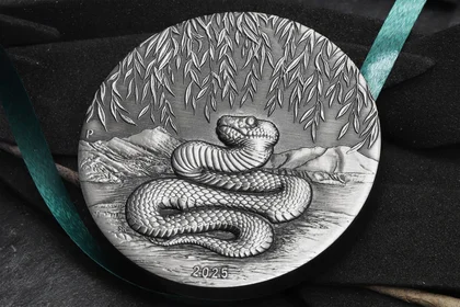 Silbermünze der Lunar III Serie im Antik Finish