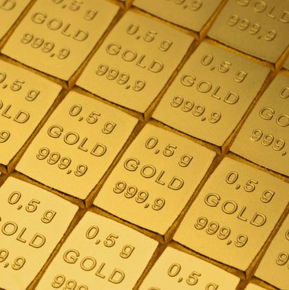 Verbund von 0,5g Goldbarren in einer Goldtafel