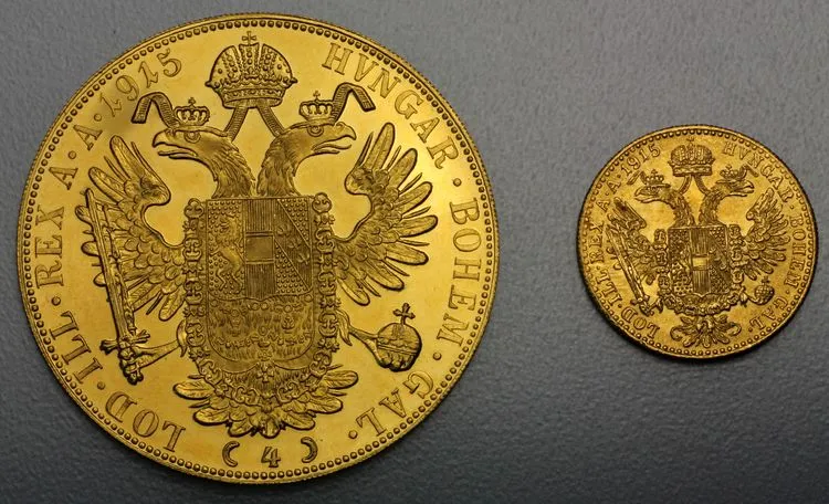 Österreichische Golddukaten Münzen Gegenüberstellung 4 Dukaten / 1 Dukaten