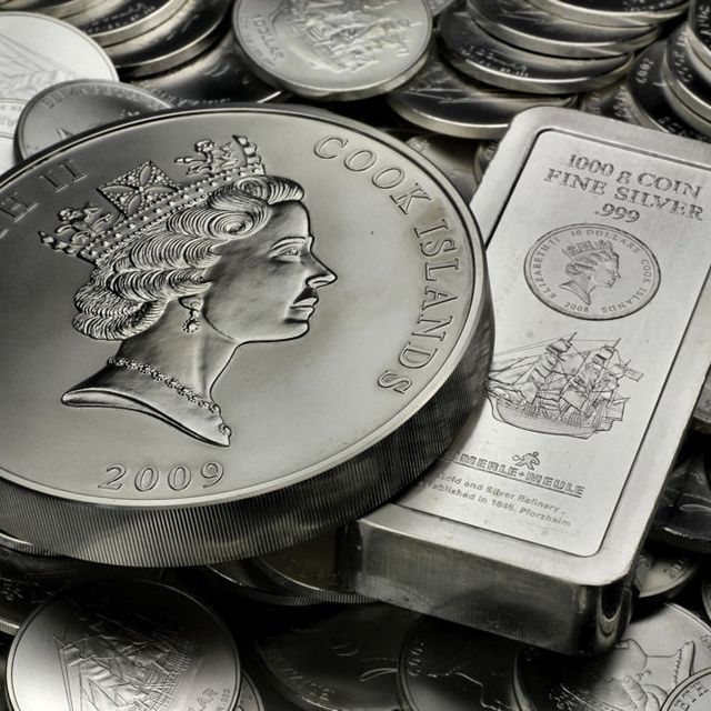 Cook Islands 1kg Münzbarren und 1kg Silbermünze auf 1oz Silbermünzen