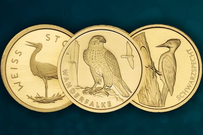 Drei Jahrgänge der Goldmünzenserie "Heimische Vögel"
