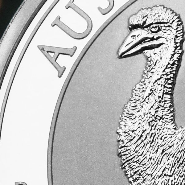 Mikrograviertes "P" als Sicherheitsmerkmal der Emu-Silbermünzen 