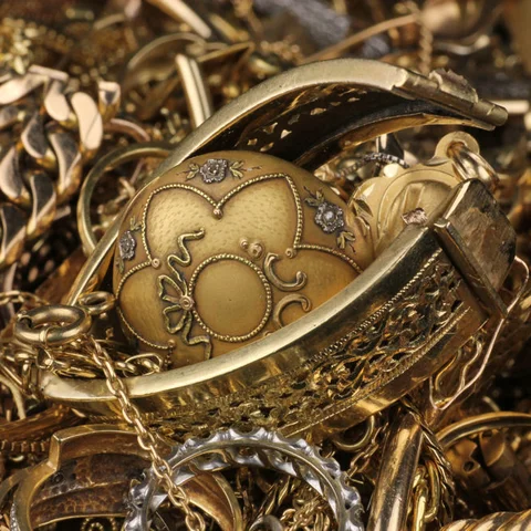 Gebrauchter Schmuck / Altgold