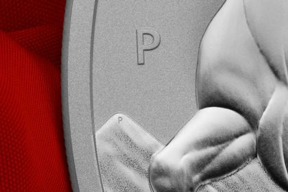 Mikrograviertes "P" als Sicherheitsmerkmal der Lunar-Silbermünzen