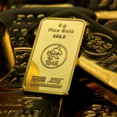 Verschiedene Goldbarren