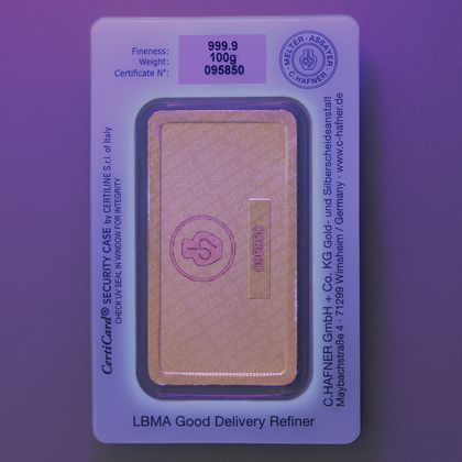 Goldbarren in Blisterverpackung, unter UV-Licht Schriftzug "Certicard seal intact" sichtbar
