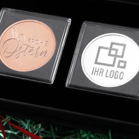 Motivgravur "Ostern" und Logo-Gravur